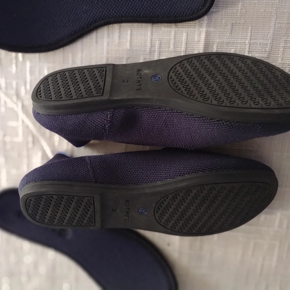 Rothy's Kids Navy Crest Medallion Loafers Flats, Size K2